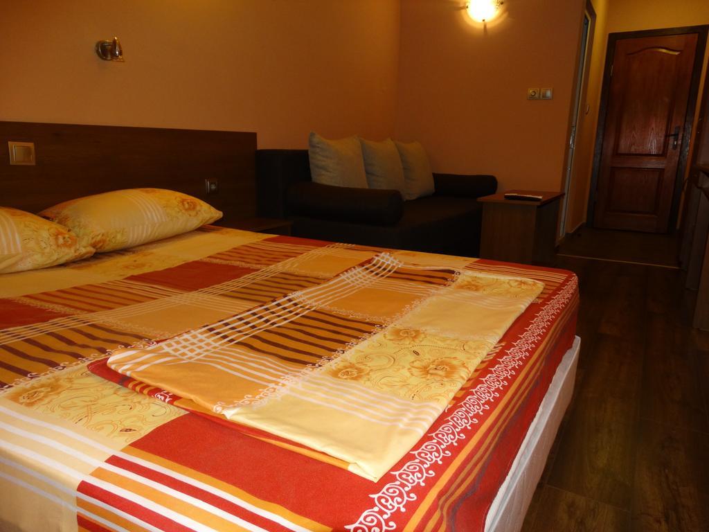 Hotel Grivitsa Pleven Ngoại thất bức ảnh
