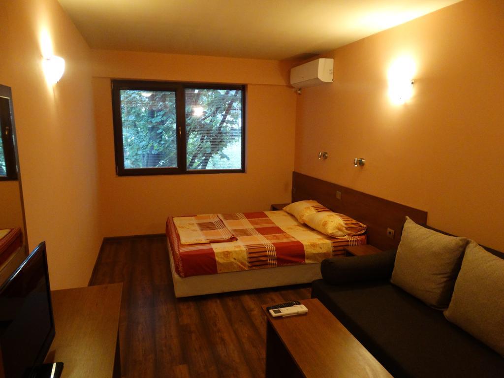 Hotel Grivitsa Pleven Ngoại thất bức ảnh