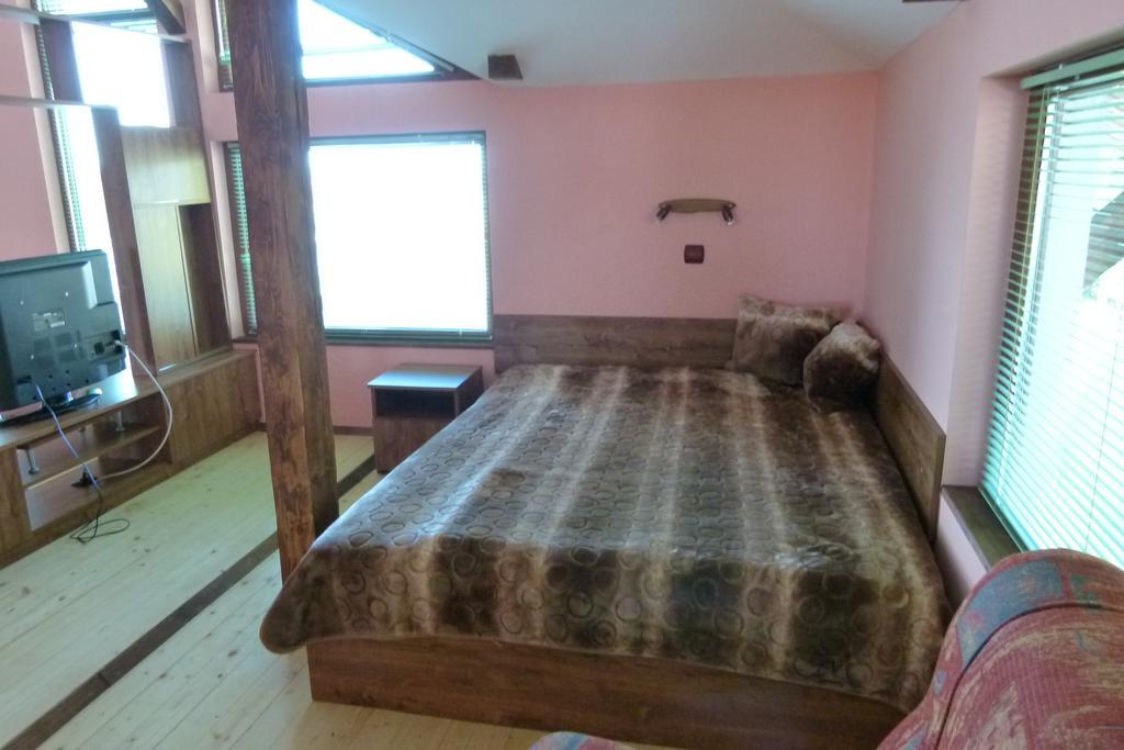 Hotel Grivitsa Pleven Ngoại thất bức ảnh